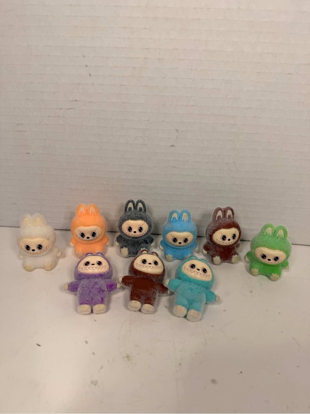 Labubu Mini Flocked
Monster Figures Set of 9
Collectible Toy Dolls